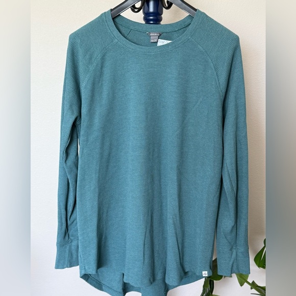 Eddie Bauer Women's Thermal Top - Green, Size XLT - Picture 8 of 9